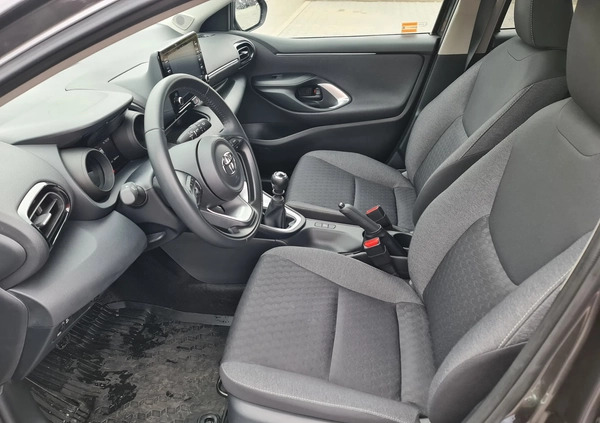 Toyota Yaris cena 69900 przebieg: 56360, rok produkcji 2022 z Warszawa małe 79